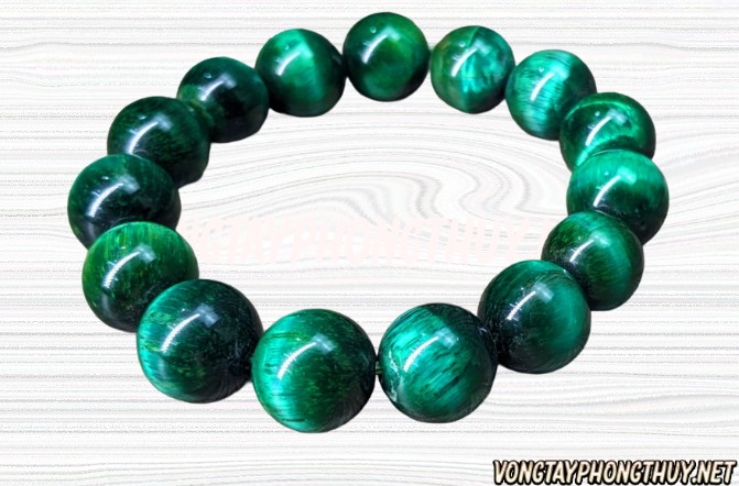 Đá mắt hổ xanh lá, xanh đen chim ưng hoặc xanh lục